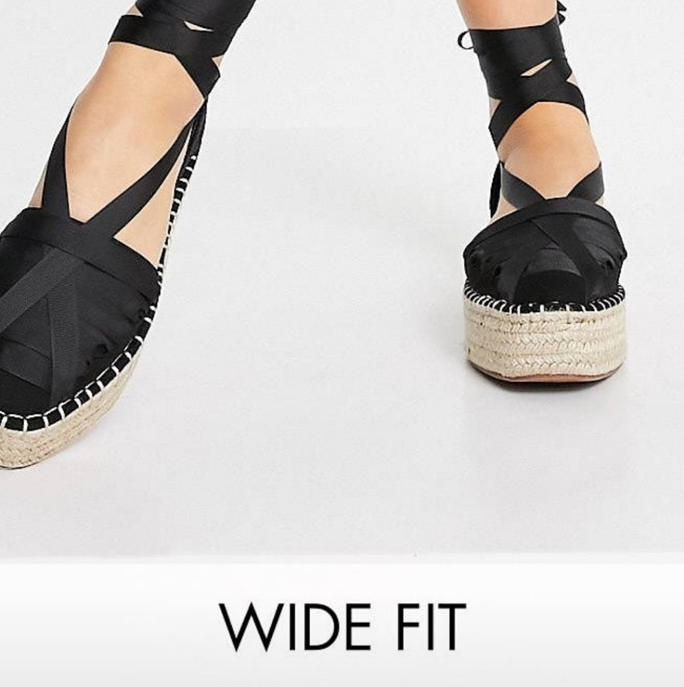 ASOS DESIGN Wide Fit Flatform Espedrils